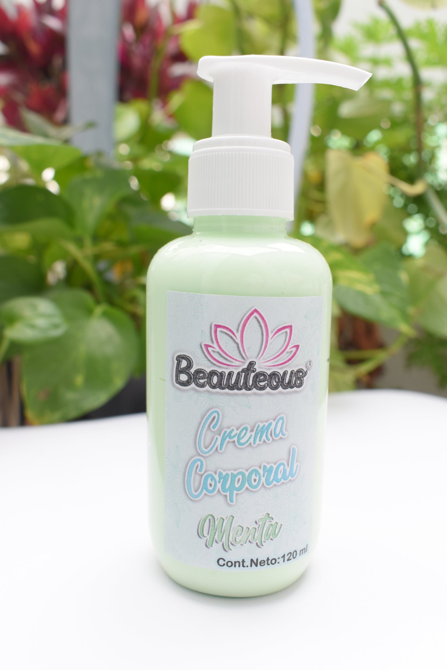 CREMA CORPORAL MENTA BEAUTEOUS LOVELY 120 G